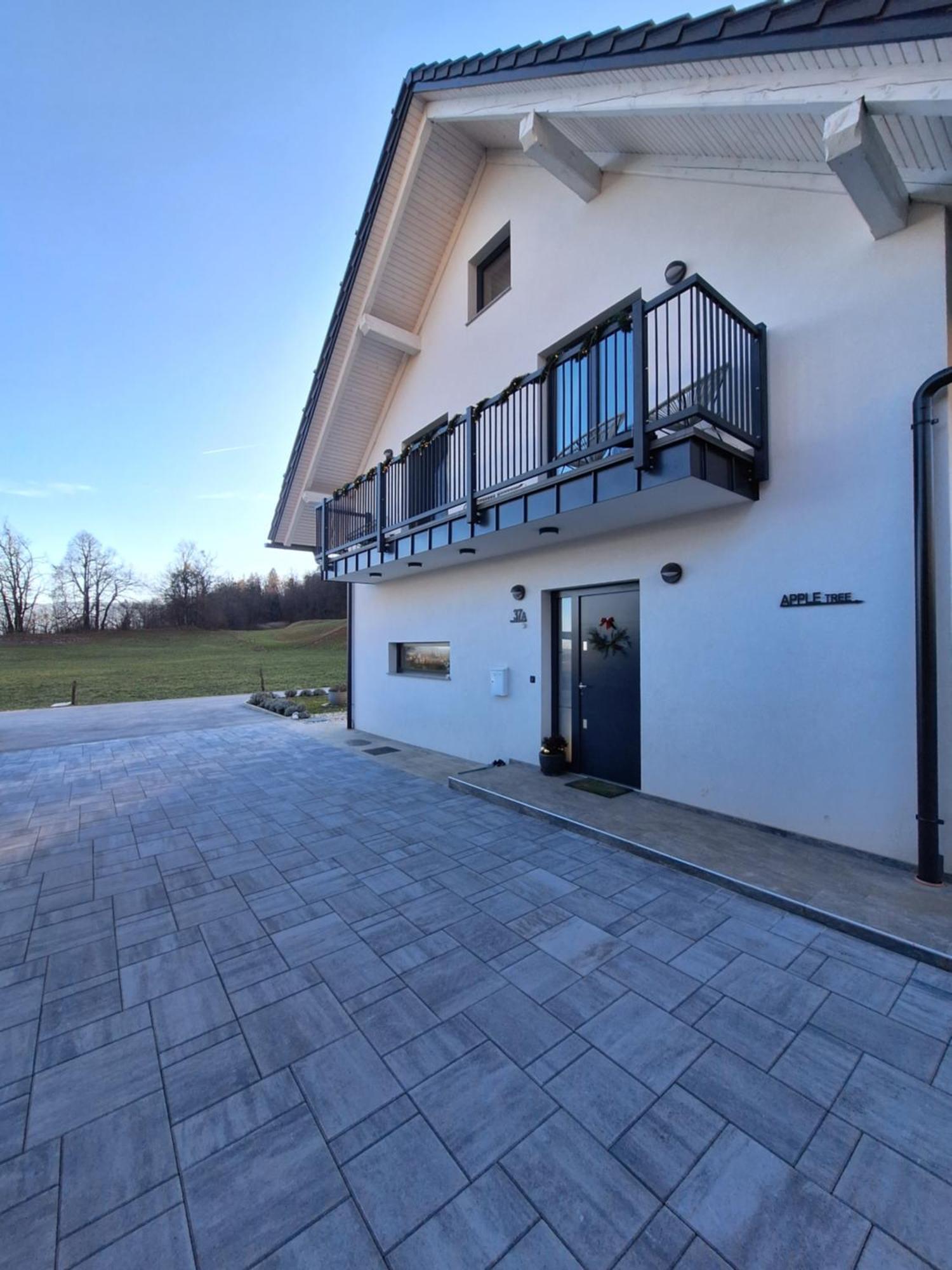 Apple Tree Apartment Блед Экстерьер фото